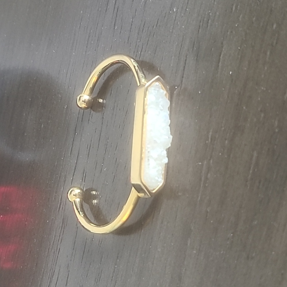 Kinsley Armelle Quartz Bracelet